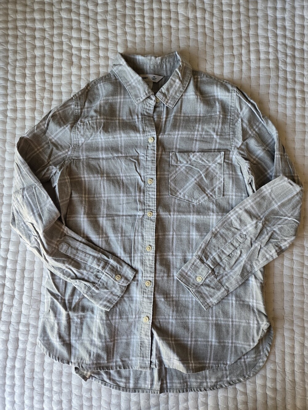 Old Navy Women's Gray Plaid Button-Down Flannel Shirt Size Medium